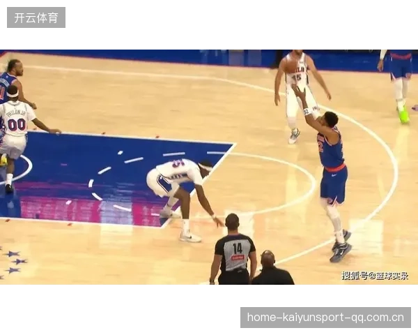 NBA热议!胡克波尔蒂跟腱断裂后的“唐斯搀扶”事件:詹姆斯的“笑话”背后的真相与影响 NBA热议!胡克波尔蒂跟腱断裂后的“唐斯搀扶”事件:詹姆斯的“笑话”背后的真相与影响